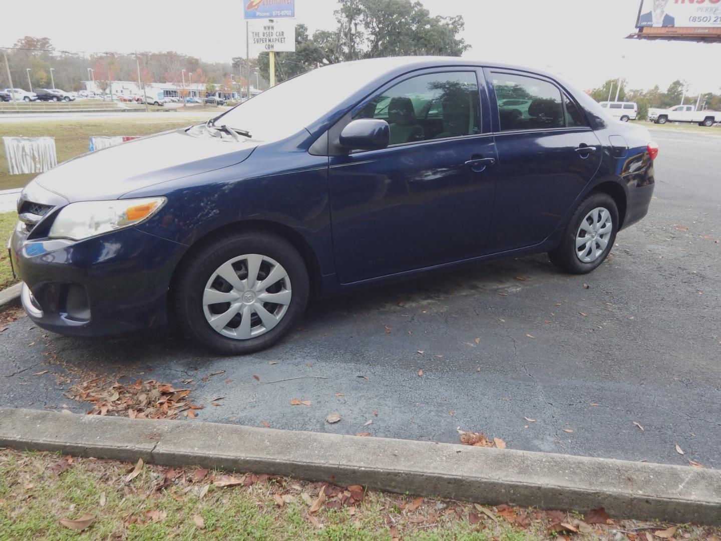 2012 Blue /Gray Toyota Corolla LE (5YFBU4EE6CP) with an 1.8L engine, Automatic transmission, located at 3120 W Tennessee St, Tallahassee, FL, 32304-1002, (850) 575-6702, 30.458841, -84.349648 - Photo#0